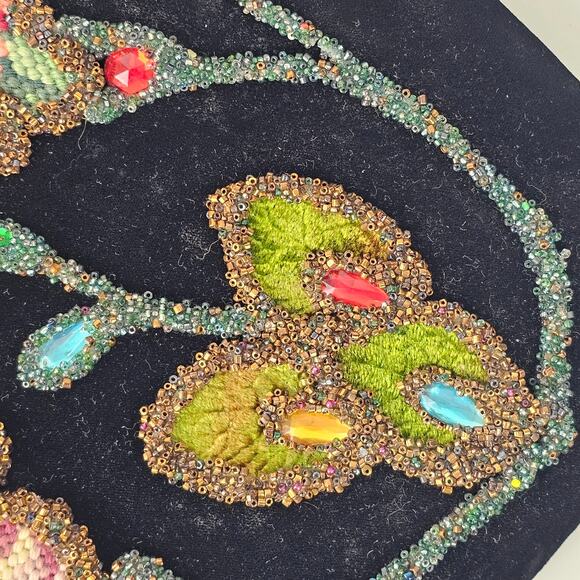 VTG Bags by Llewelyn black velvet kiss lock beaded tapestry purse evening bag - Picture 5 of 7